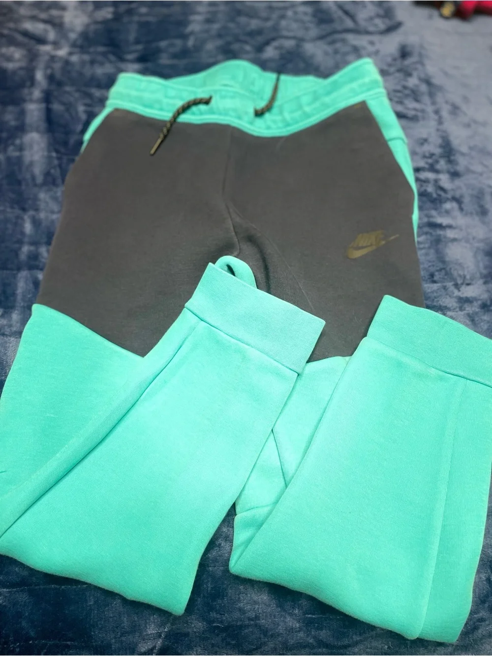 NIKE TECH SET SZ L